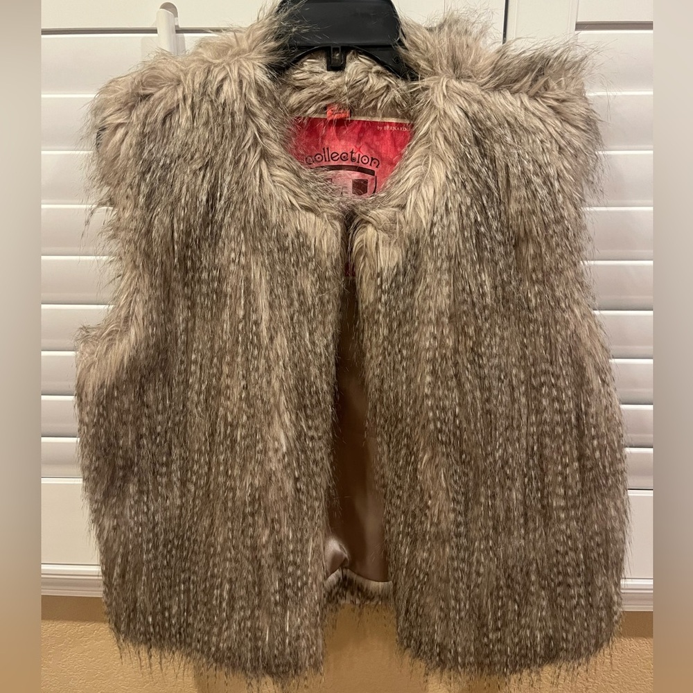 Feathery Vest.